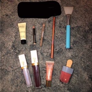 Makeup bundle